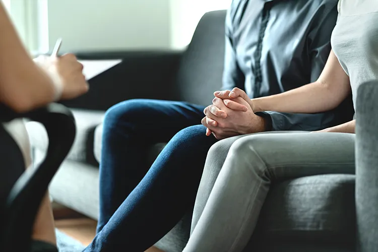 morina_couples_counseling_img A couple meeting with a therapist at Morina Counseling in Seattle, WA